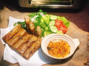 Cách làm nem rán thơm nức mũi với nồi chiên không dầu